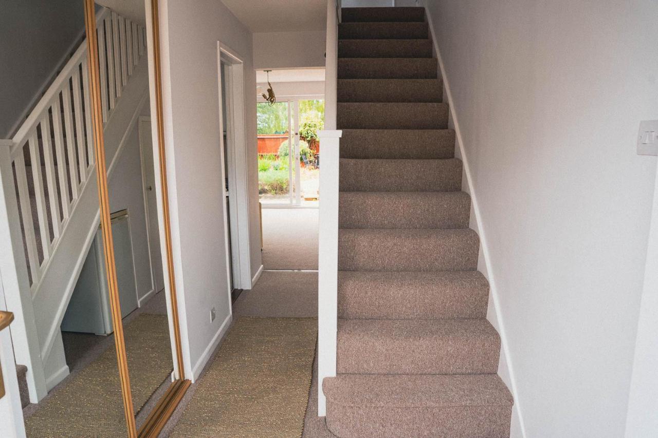 2 Bed House, Sleeps 6, Dog Friendly, Close To A14 M11, With Garden & Parking Long Stay Work Contractor Leisure, Jade CBG Eksteriør bilde