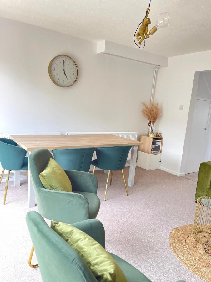 2 Bed House, Sleeps 6, Dog Friendly, Close To A14 M11, With Garden & Parking Long Stay Work Contractor Leisure, Jade CBG Eksteriør bilde