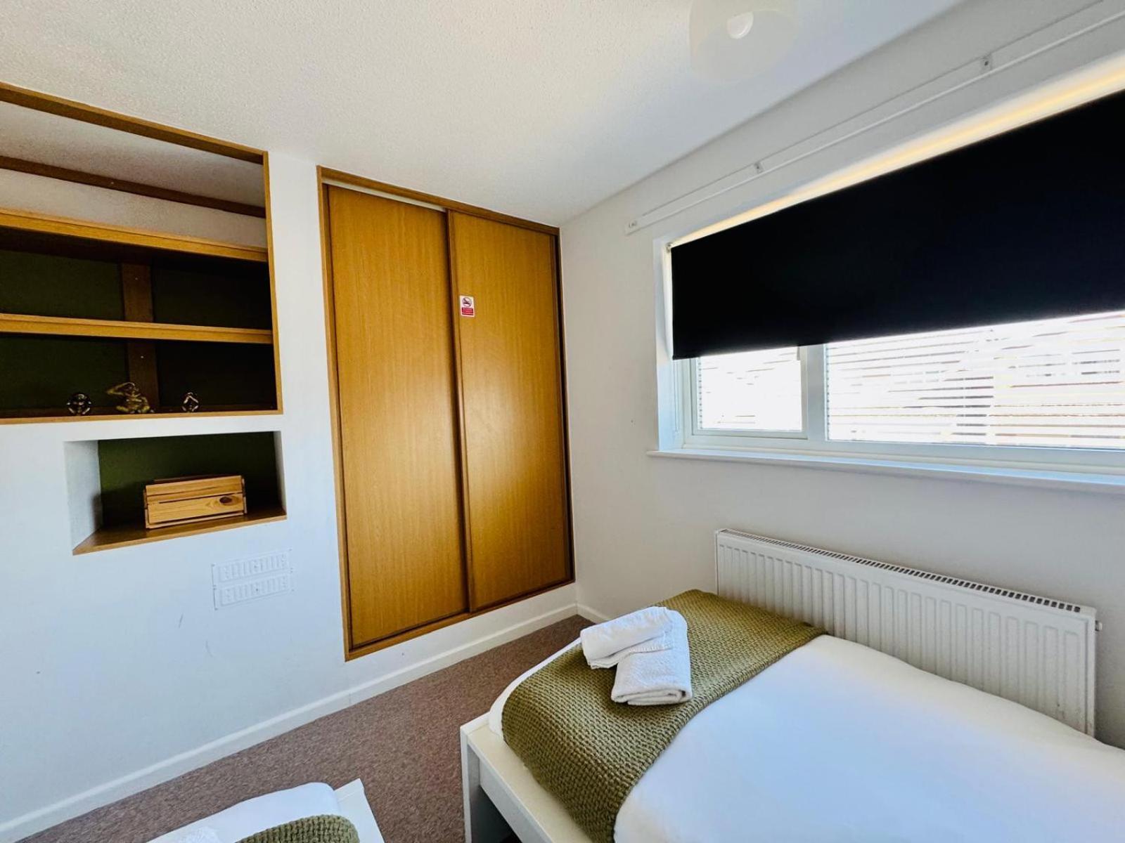 2 Bed House, Sleeps 6, Dog Friendly, Close To A14 M11, With Garden & Parking Long Stay Work Contractor Leisure, Jade CBG Eksteriør bilde